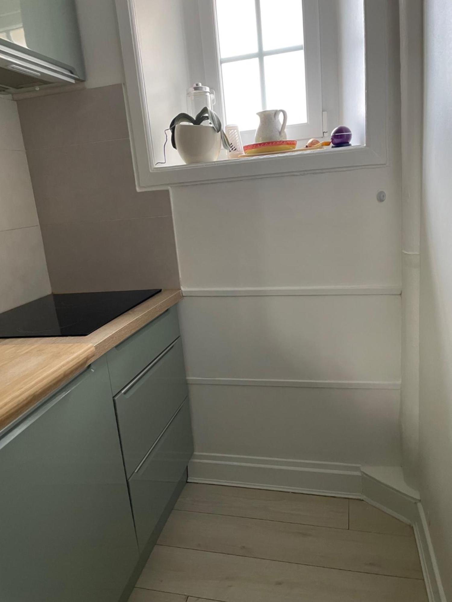 Charmant Appartement T2 Plein Centre Ville 쎙브히육 외부 사진